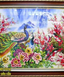 Tranh đá quý hợp mệnh thổ đôi chim công
