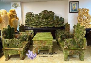 Bàn ghế đá ngọc quý