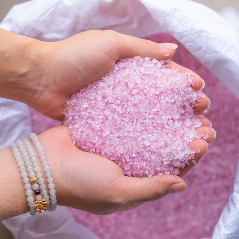 Đá thạch anh hồng vụn