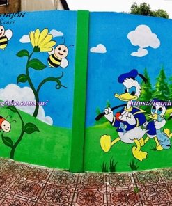 vẽ chân tường lớp học