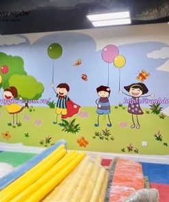 vẽ chân tường lớp học